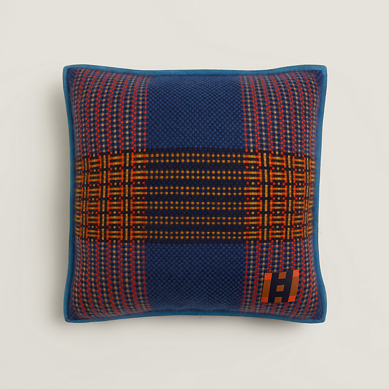 クッション 《ボルダージュ》 | Hermès - エルメス-公式サイト